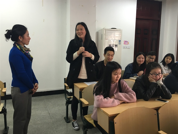 工商系举行大学生文明礼仪讲座图片
