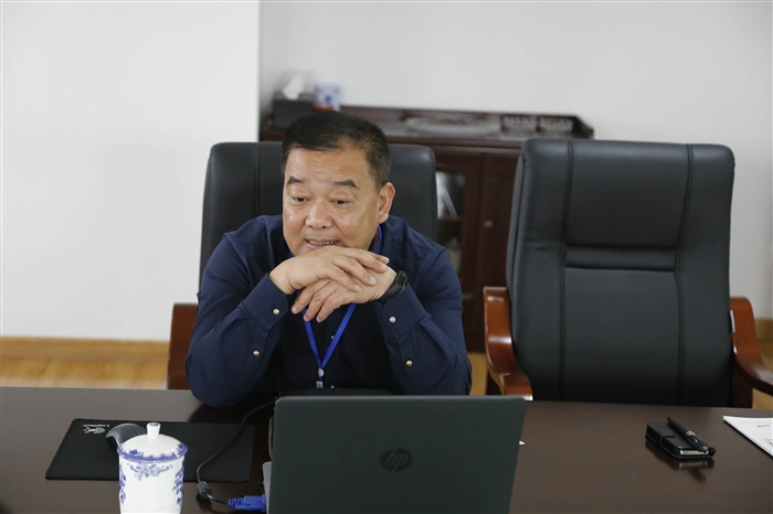 拉瑞安老总_瑞安·雷诺兹(3)