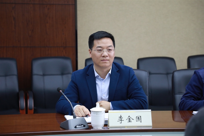 本网讯4月16日上午,台州职业技术学院党委委员,副校长李金国一行6人