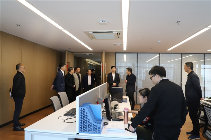 温州市城投集团董事长_温州市铁投集团图(2)