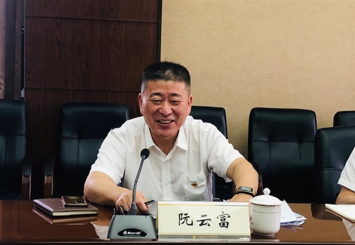 阮云富对我校基层党建工作推进情况给予充分肯定.