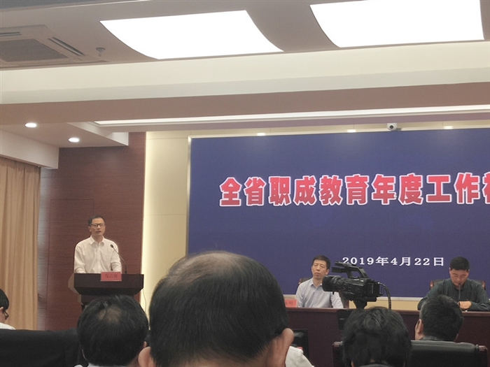 微信图片_20190424190437_副本.jpg 微信图片_20190424190437_副本.jpg