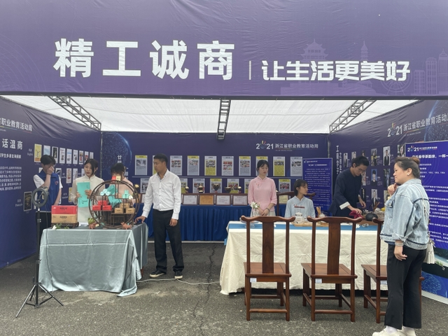 63d9f2d3572c11dffe47e713ba30e9d8f703c208.png 63d9f2d3572c11dffe47e713ba30e9d8f703c208.png