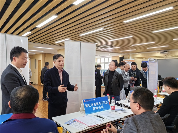 5e4f4a3f4d78ef9d66beb228ed5d699.jpg 5e4f4a3f4d78ef9d66beb228ed5d699.jpg