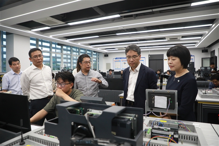 69bcd4da5e296330f5980610a38b969.jpg 69bcd4da5e296330f5980610a38b969.jpg