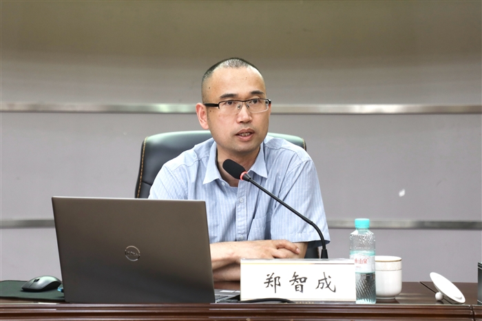 郑智成.jpg 郑智成.jpg