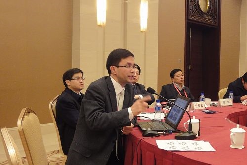 全国职业教育改革发展座谈会201103123.jpg